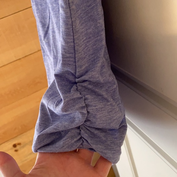 Nike dry-fit top - Picture 4 of 4